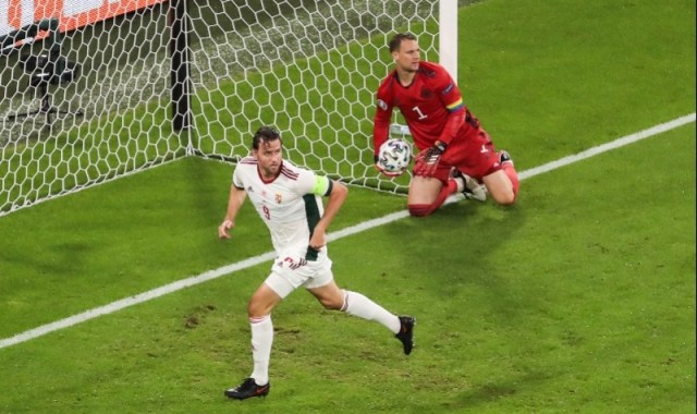  拜仁慕尼黑客场雨战告捷，德甲卫冕之路稳步前行