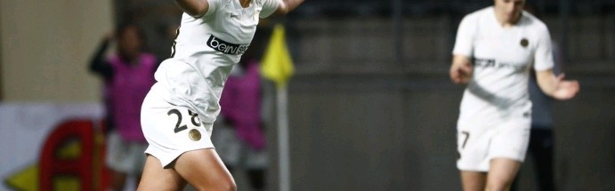  里昂女足四连冠创历史新纪录  