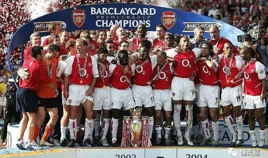 阿森纳刷新队史纪录，赛季双杀曼城领跑群雄  