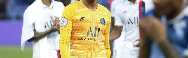  圣埃蒂安门将神勇发挥，多次扑救保住平局延续不败