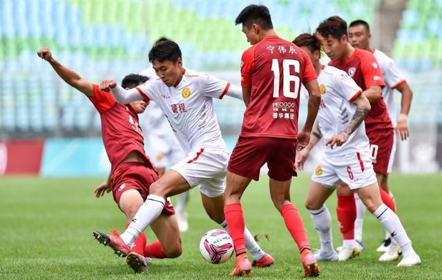  里尔小将首秀戴帽，助队逃离降级区  